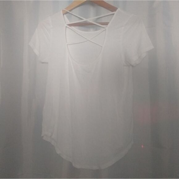 Hollister shirt   - Picture 4 of 8